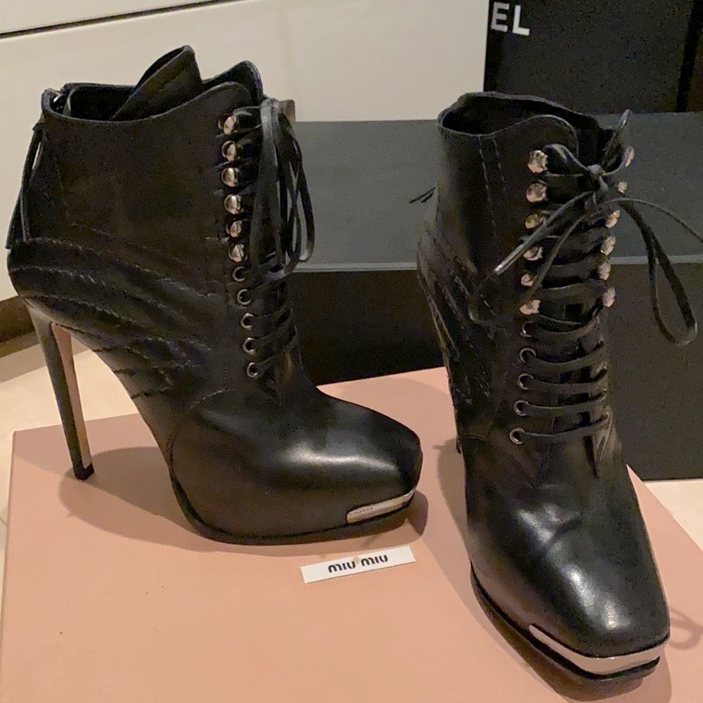 Miu Miu black Booties size 36.5